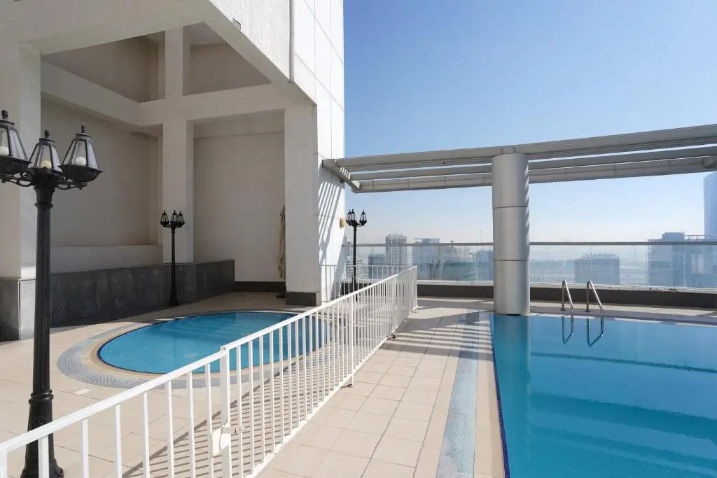 RH- Burj Al Nujoom, Downtown, 1BR near Dubai Mall