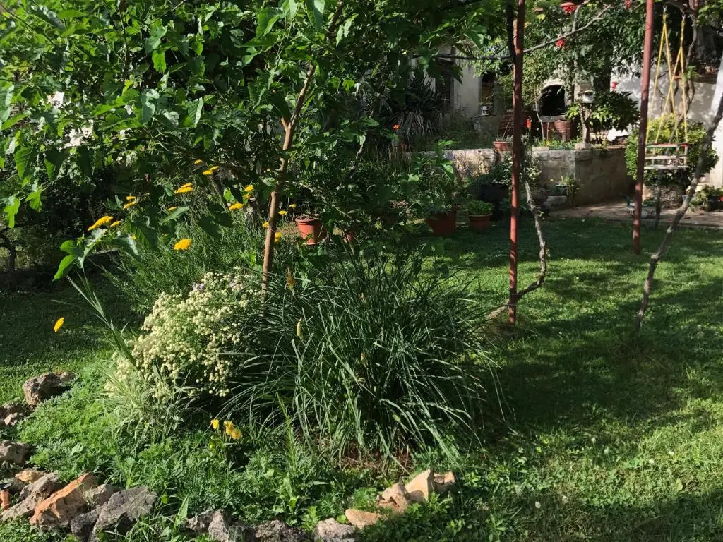 Green Quiet Apartments