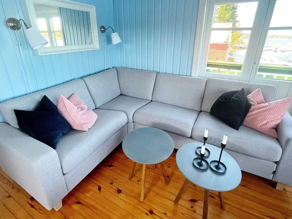 6 person holiday home in LINDÅS