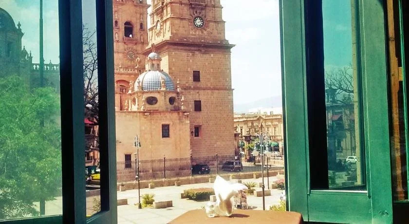 San Miguel & Suites
