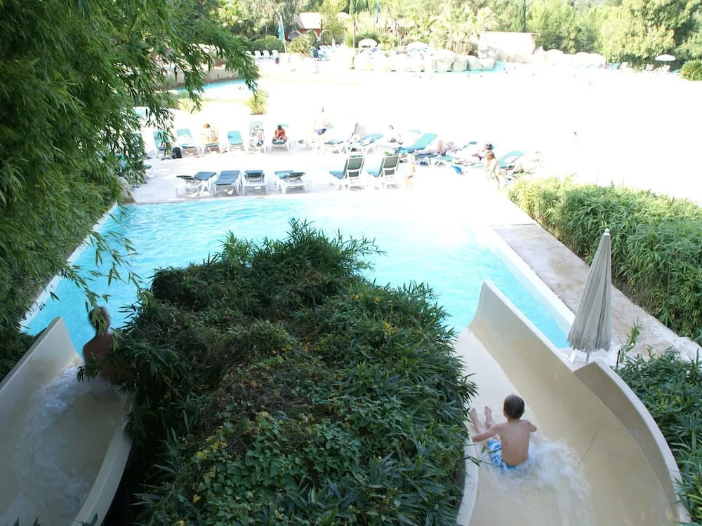 Sea-view Studio in the Beautiful Fortified Town Grimaud