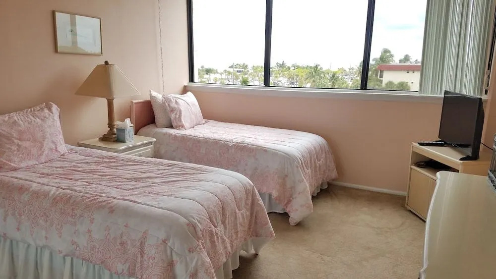 Our House at the Beach E-402 2 Bedrooms 2 Bathrooms Condo