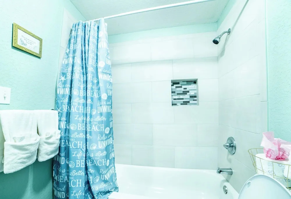 Fascinating 1br/1 BA Near Festive DT and Riverwalk