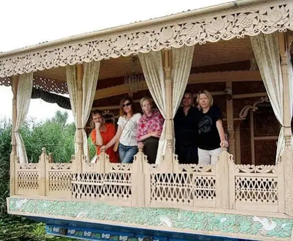 Shahbaaz Group of Houseboats