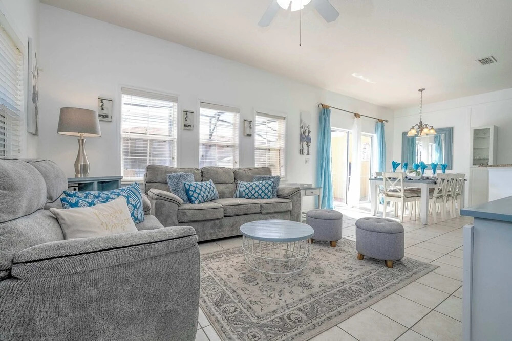4Bd W/ Pool & Close To Disney @ Encantada Resort 8570, Kissimmee