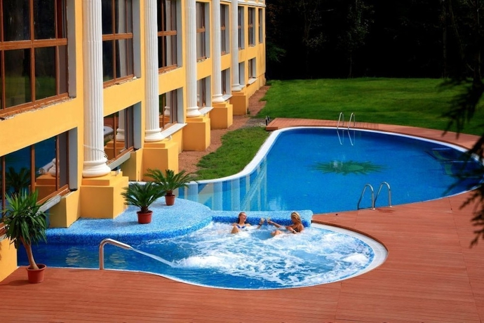 Royal Hotels and SPA Resorts Женева