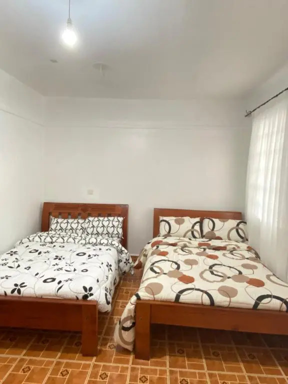 Modern 2-Bedroom Apartment in Kasarani, Nairobi with Wi-Fi, Netflix and a Free Parking spot.