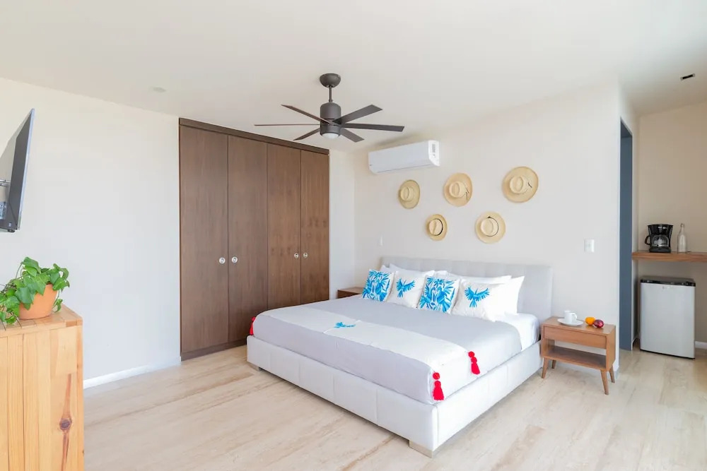 Casa Selva 1BR Jungle Rooftop Oasis