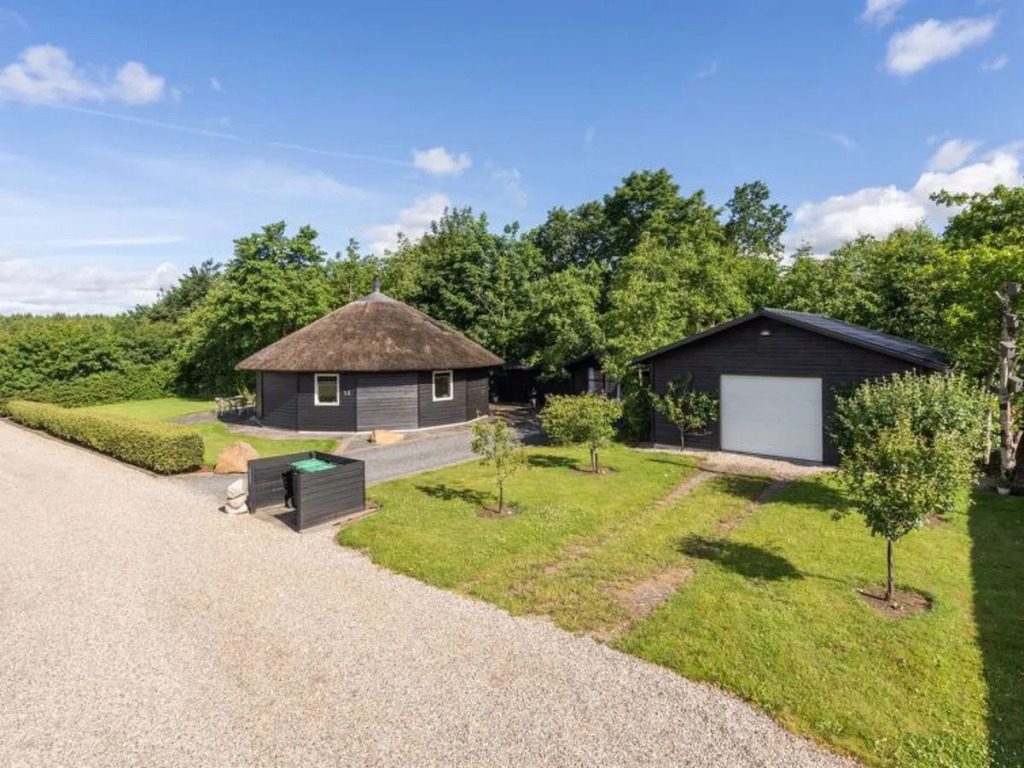 Holiday Home Adrienne - 35km from the sea by Interhome