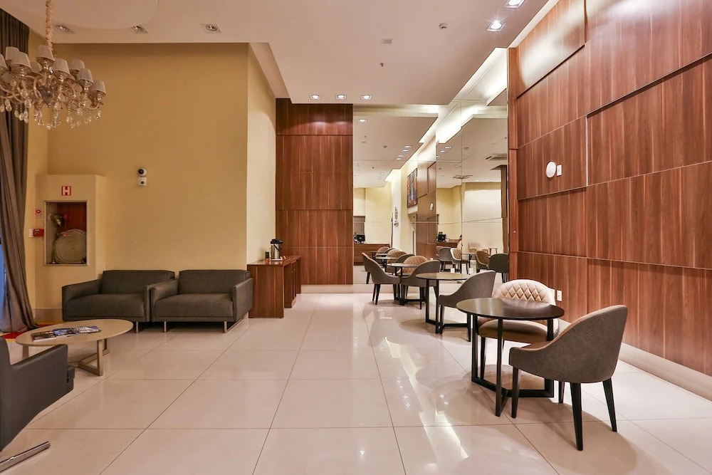 MG Flats & Residence
