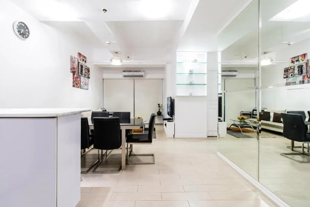Luxury spacious 2BR in Salcedo Village