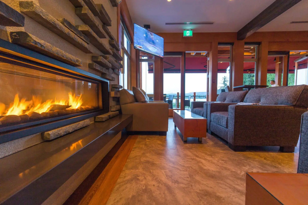 Sproat Lake Landing Resort