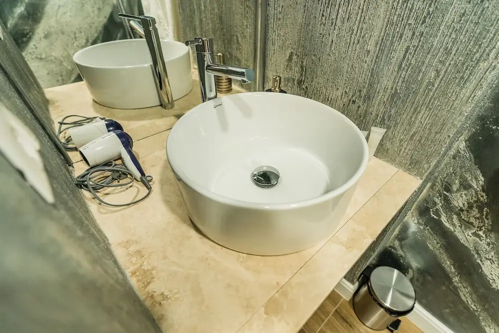 Sandor Apartment