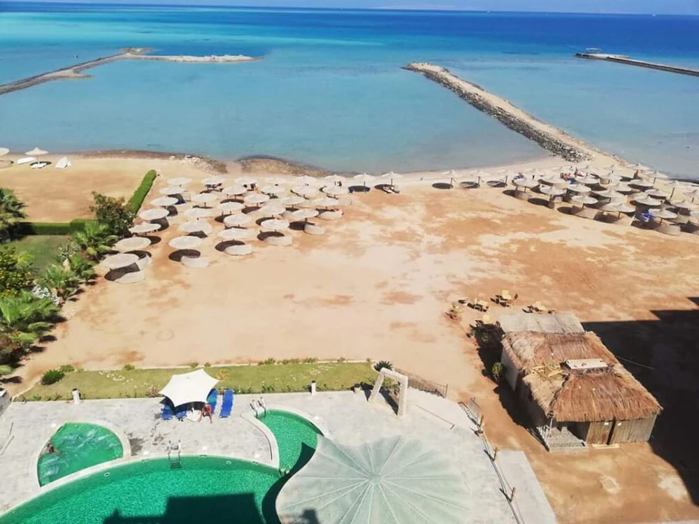 Immaculate 1-bed Apartment in Hurgada, First Line!