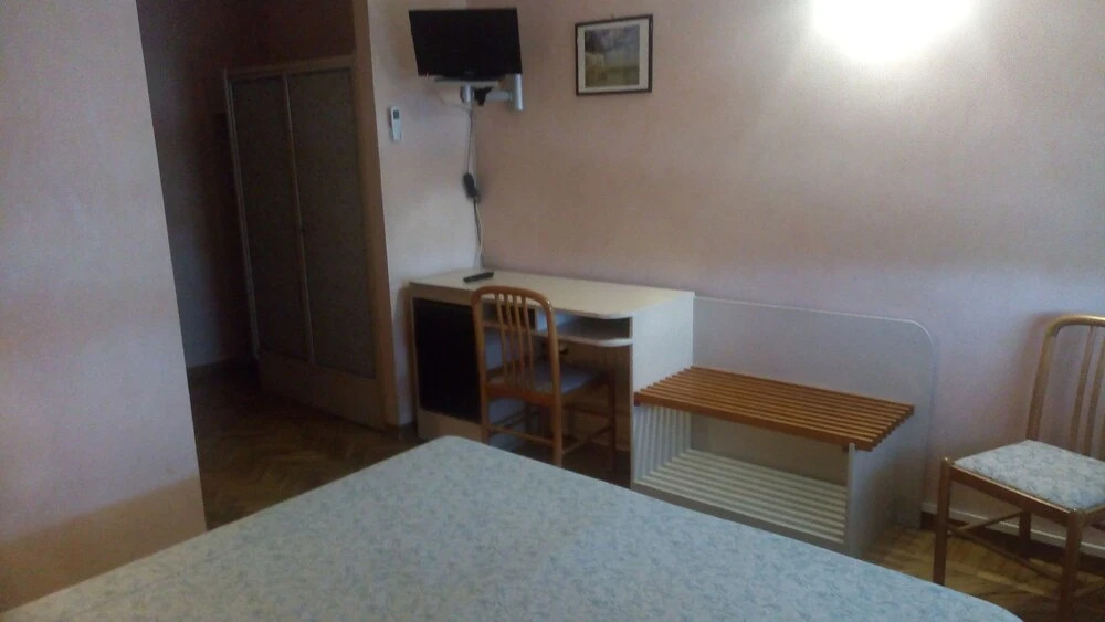 HOTEL PERLA