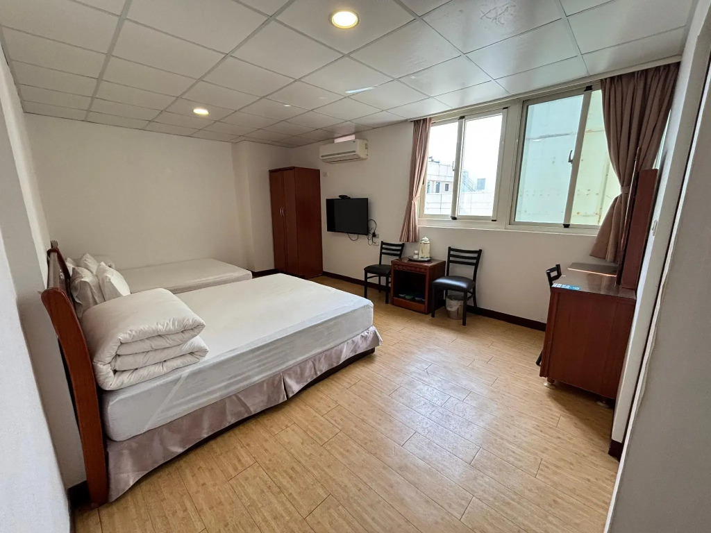 Chantai Hotel