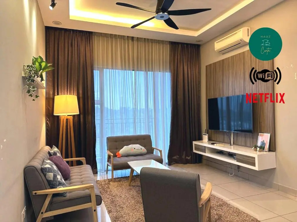 BUKIT INDAH 6pax WIFI NETFLIX 3 BEDROOM