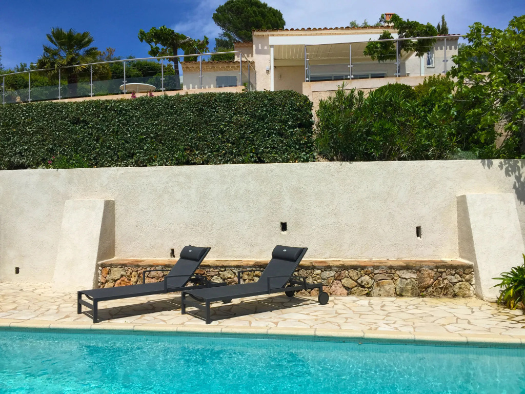 Villa Clos Romain by Interhome