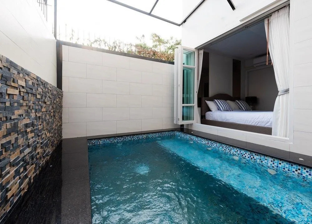 Exquisite Pool Villa J - Pattaya Pool Villa