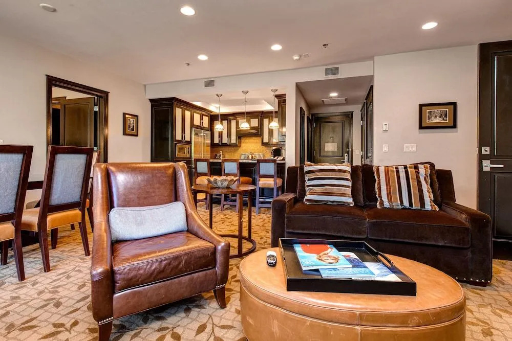 2100 Frostwood Drive Condo - 3 Br condo by RedAwning