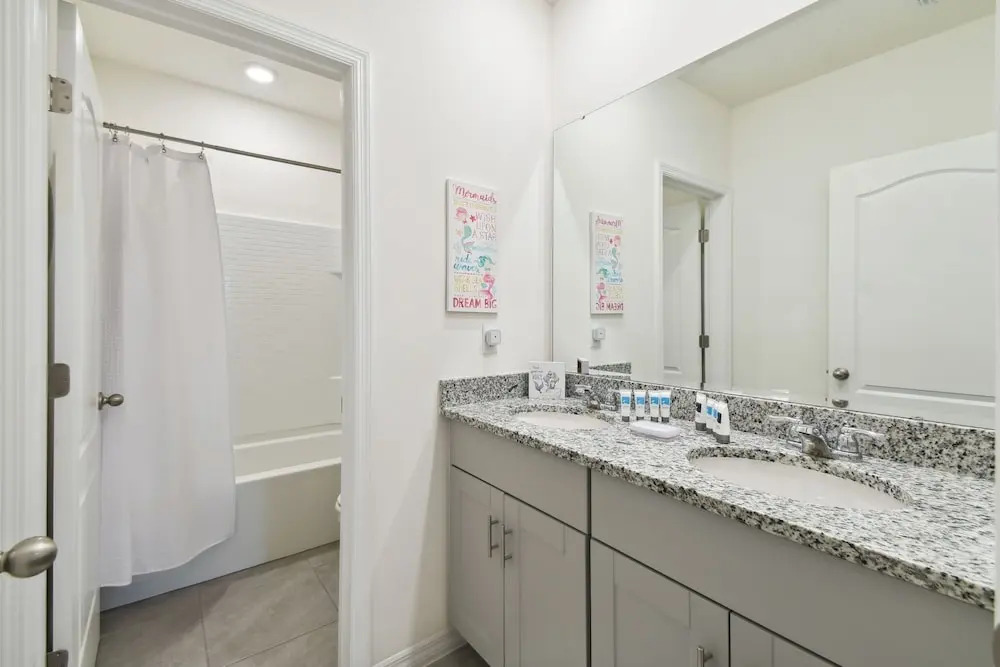 7704oml-solterra Resort 7 Bedroom Home by RedAwning