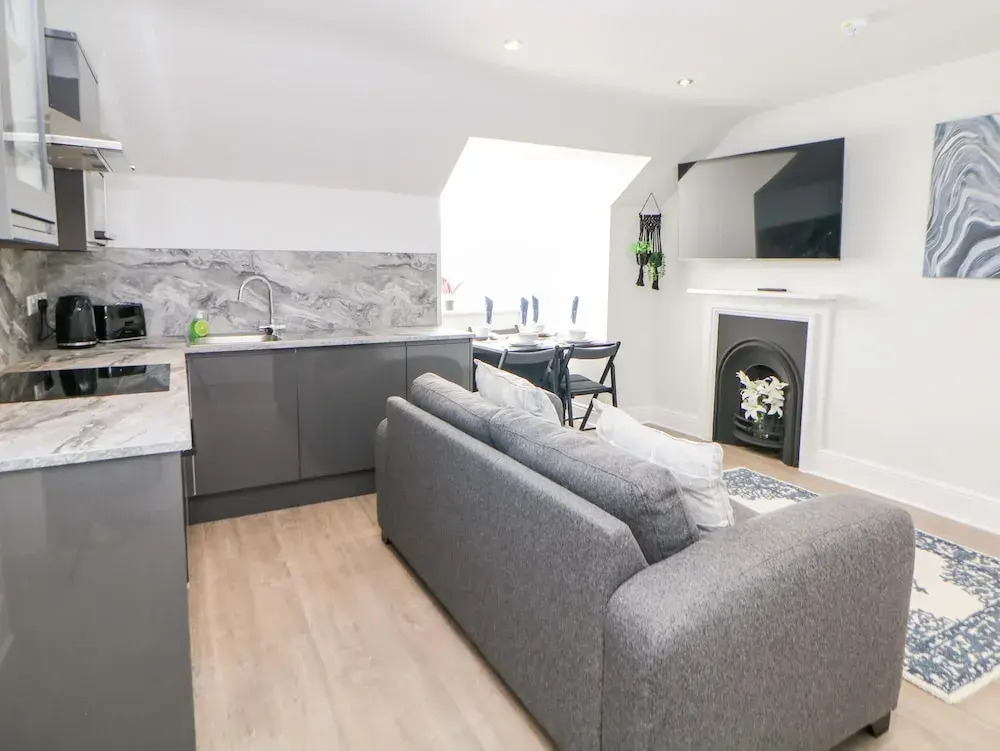 Sunshine Apartment