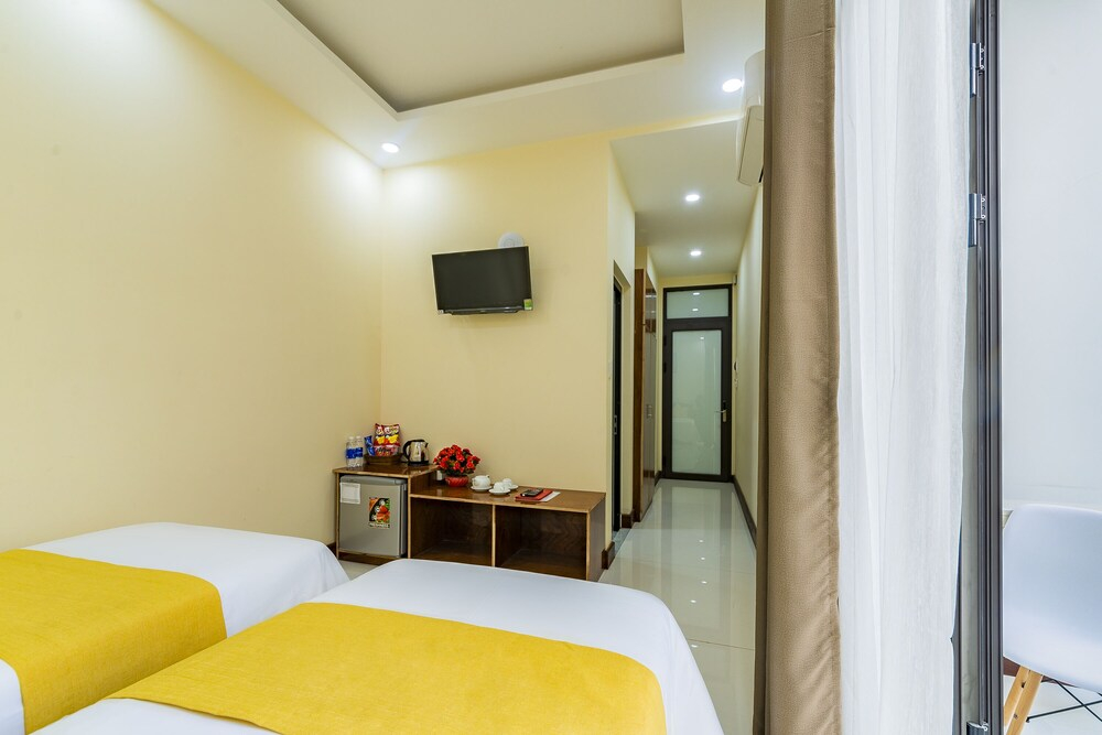 Green Hill Hotel