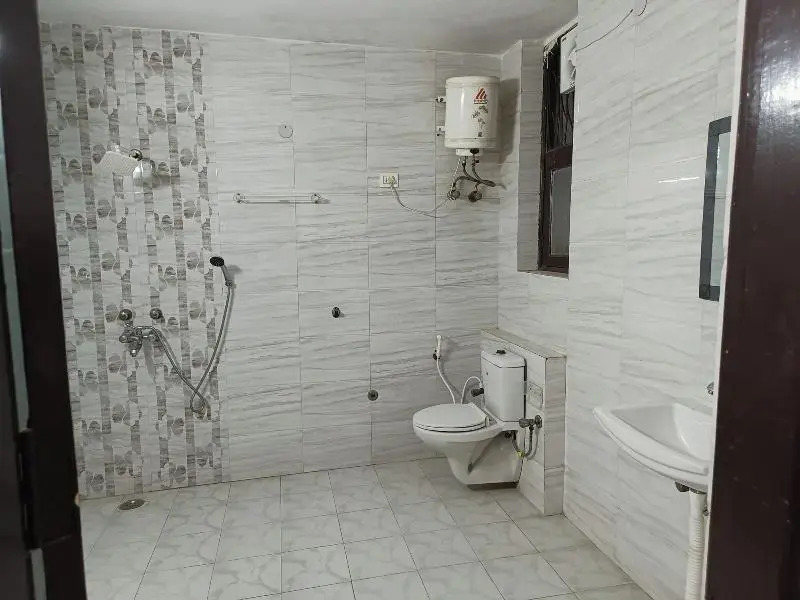 Swastika Homes Near Wave City Center Noida