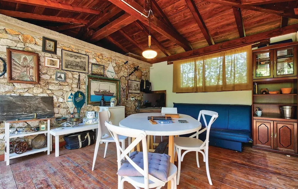 Amazing Home in Kostrena With Wifi and 4 Bedrooms