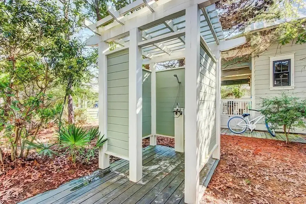 Sandy Bottoms 4 Bedroom Holiday Home by Five Star Properties