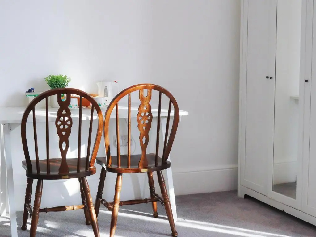 Shirley House 1, No-Frills Guest House, Self Catering, Smart Lock Check-in, Kitchen, Washer, Dryer, Great for Contractors