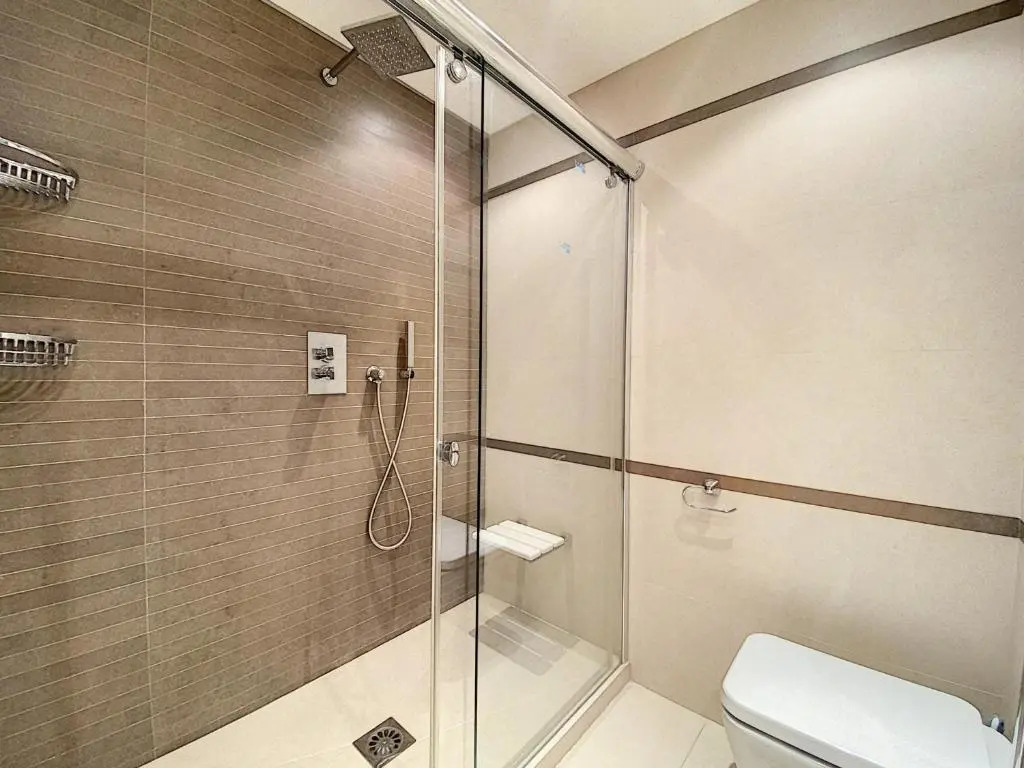 Appartement Cannes, 3 pièces, 4 personnes - FR-1-470-14