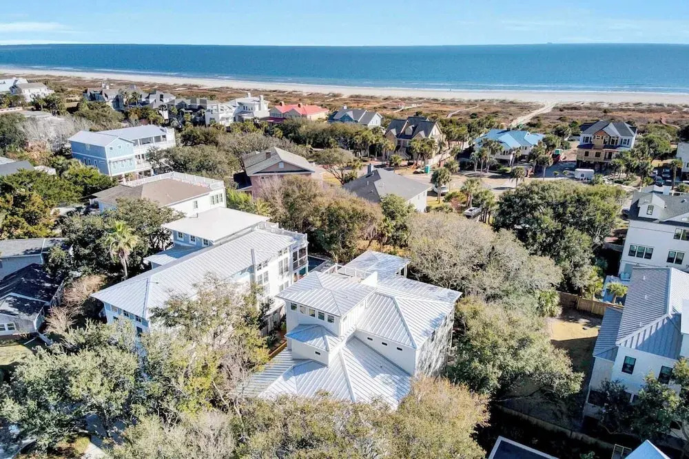 Walk to the Beach + Private Pool, Rooftop Terrace, Balcony 3602 Cameron