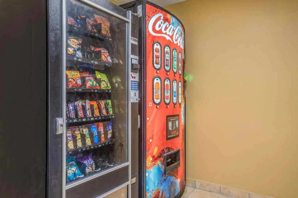 Rodeway Inn & Suites