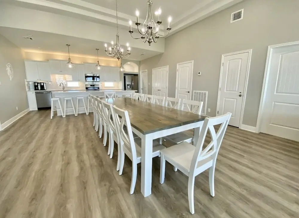 A Seaside Escape 5 Bedroom Home