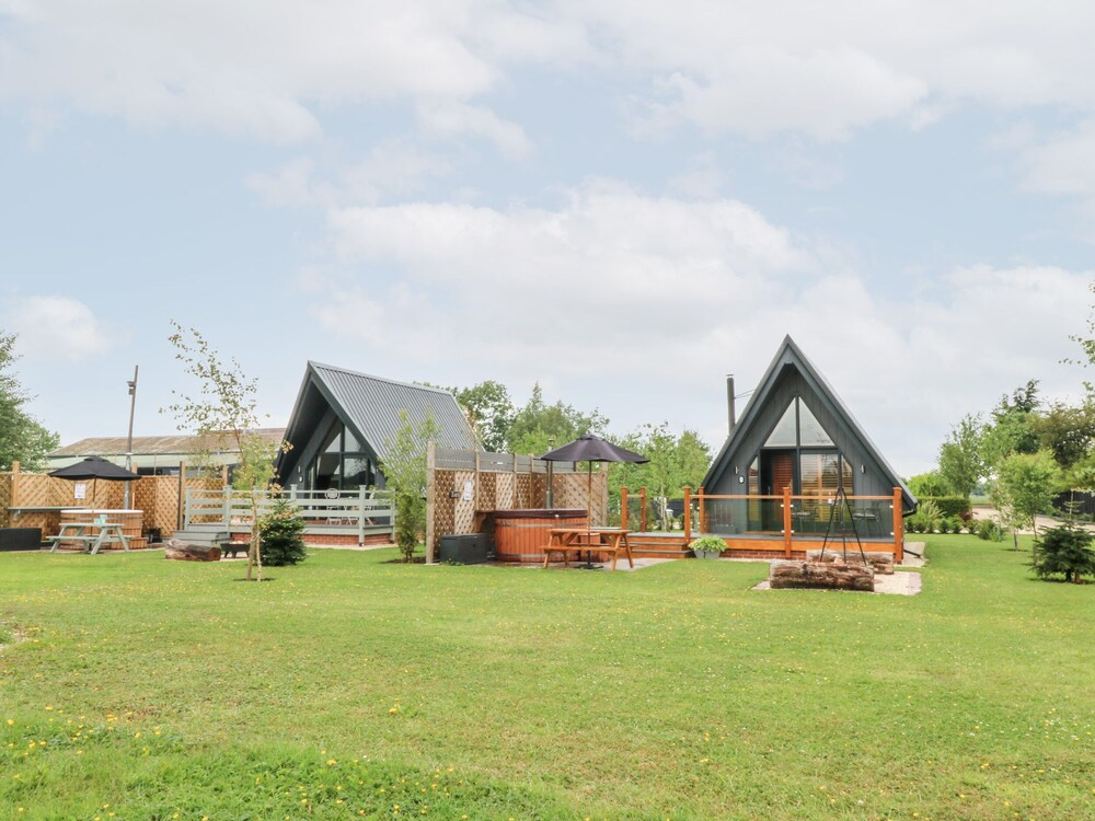 Buttercup Lodge