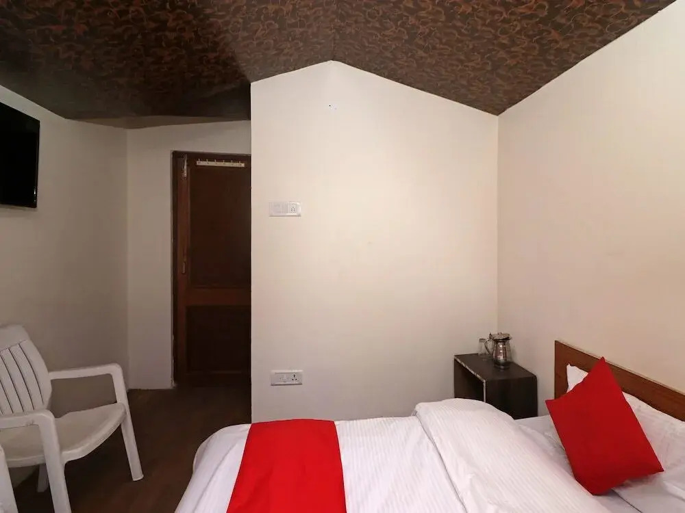Chauhan Homestay 2 by OYO Rooms