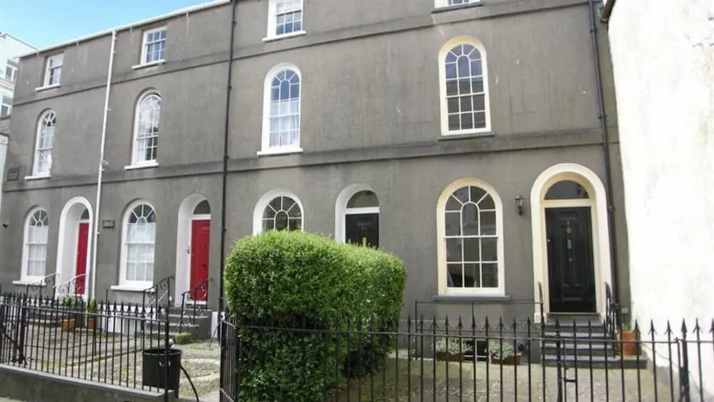 Frogmore Terrace 1