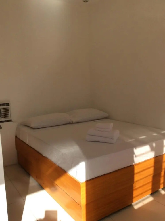 Cherry's Courtyard Hotel Nacpan