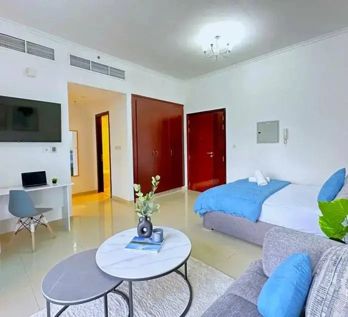 Квартира Lxury Brand New Studio with Balcony and Marina View