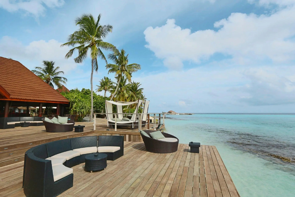 ROBINSON MALDIVES