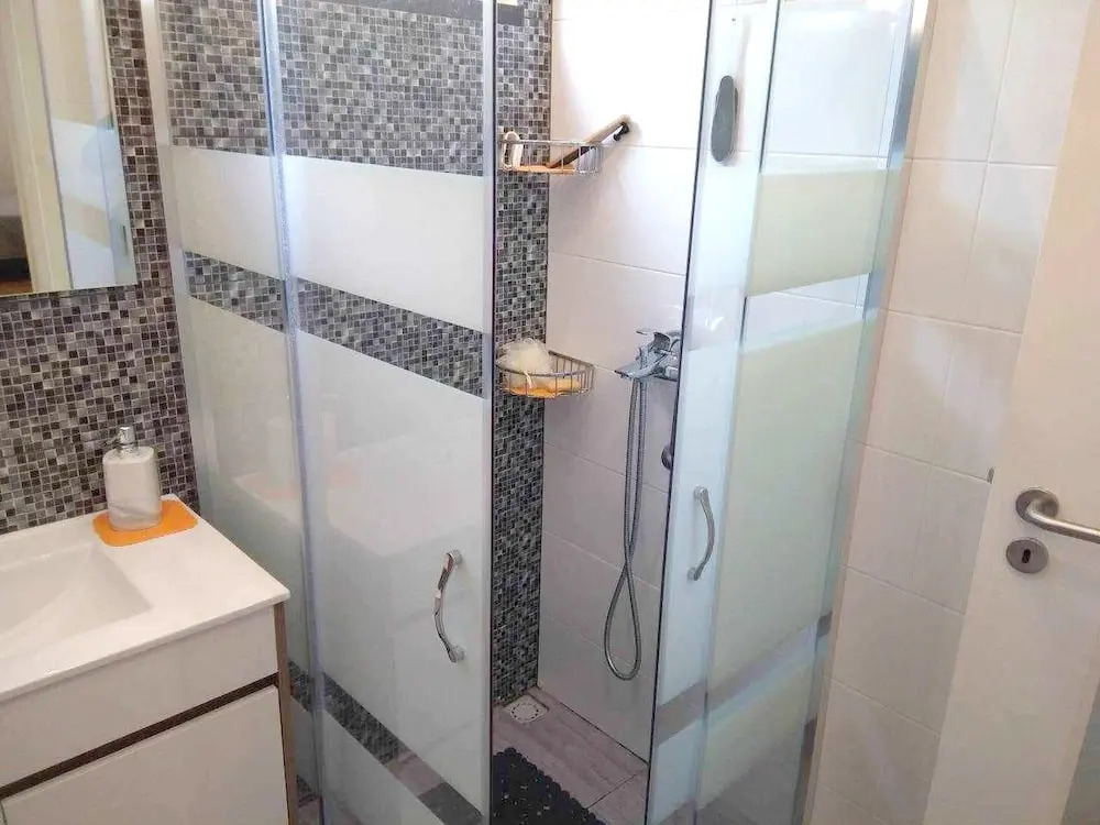 House With 3 Bedrooms In Estreito Da Calheta With Wonderful Sea View Terrace And Wifi