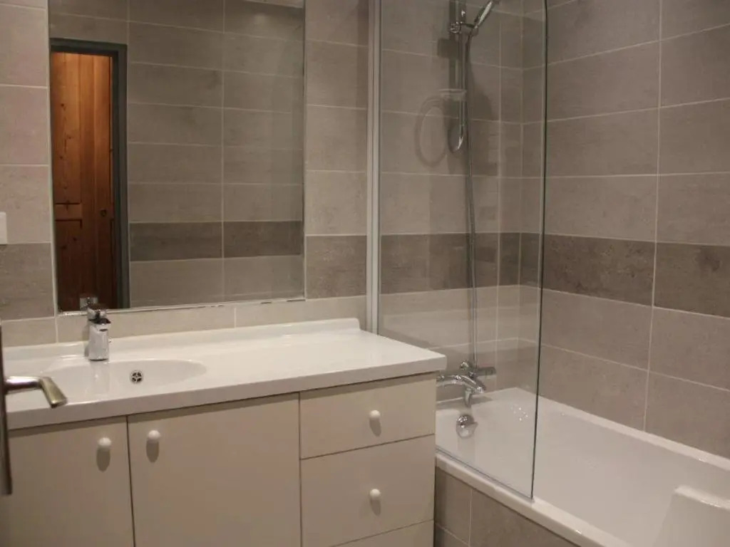 Appartement Tignes, 2 pièces, 6 personnes - FR-1-449-57