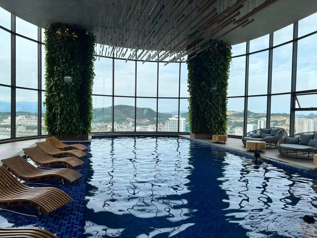 Sea View Sandy homestay Citadines Marina Ha Long