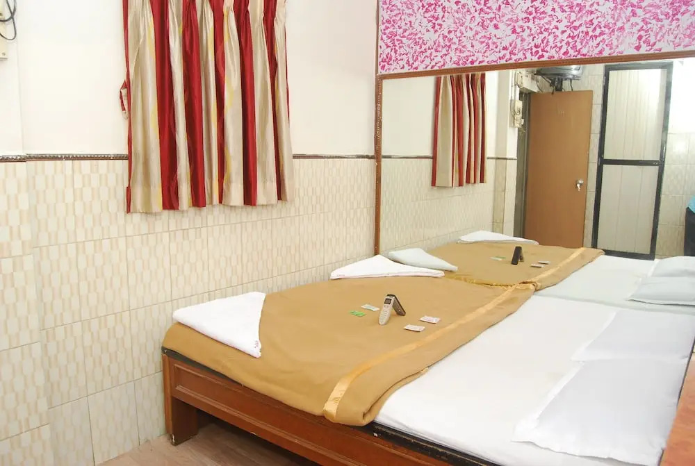 Shahana Guest House & Dormitory