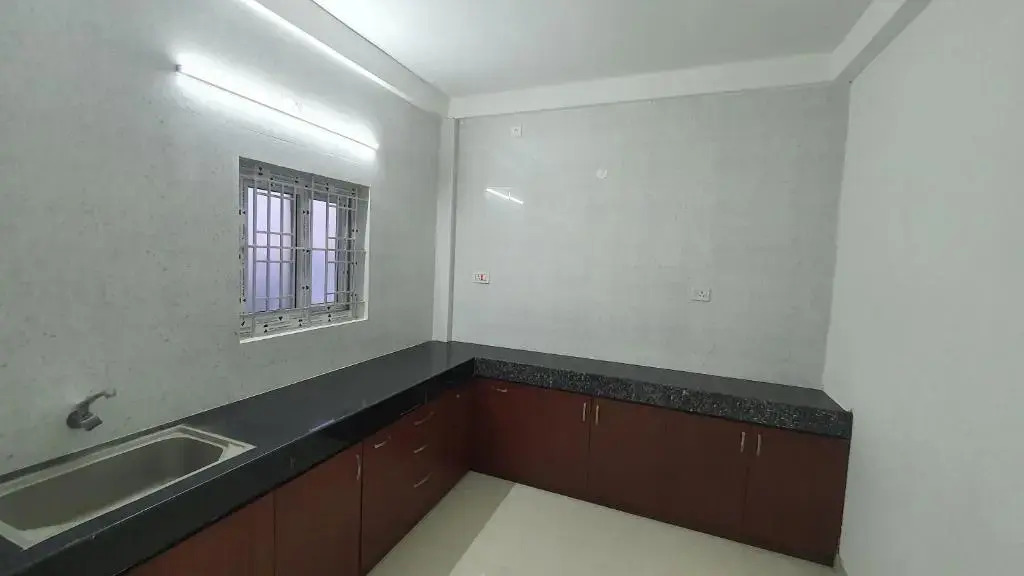 JR Service Apartment