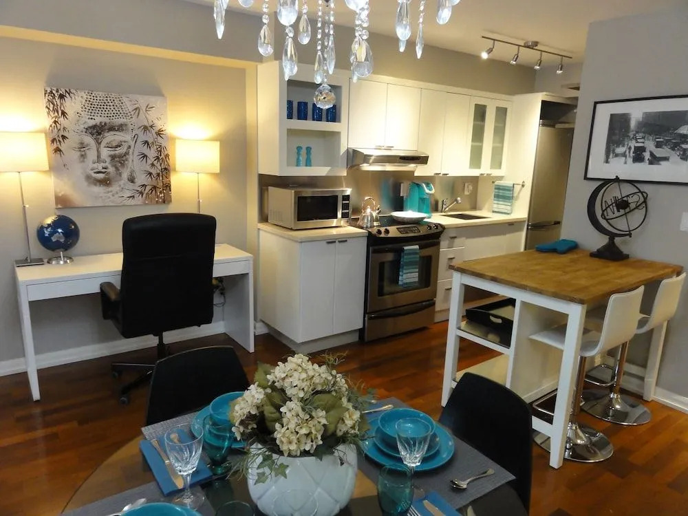 Beautifully Decorated 1BR Unit