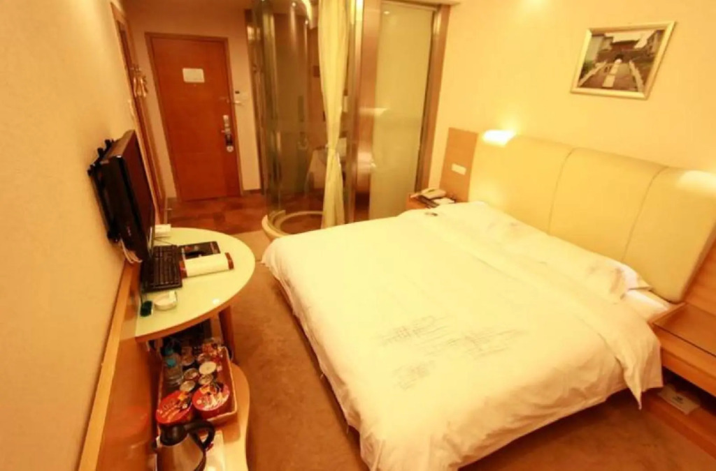 Xian Feilu Business Hotel