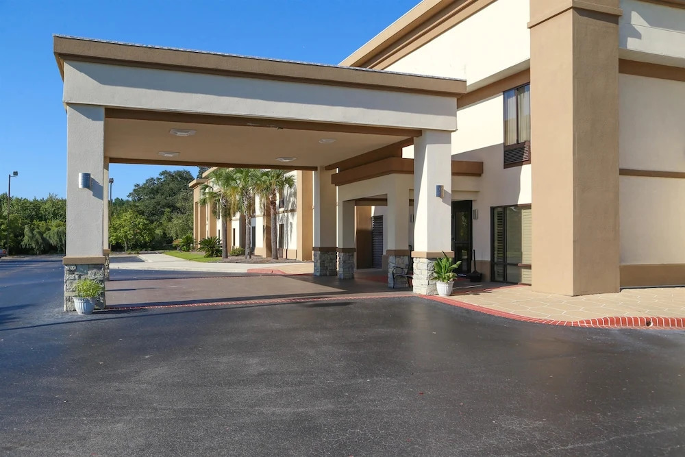 Baymont Inn and Suites Yemassee
