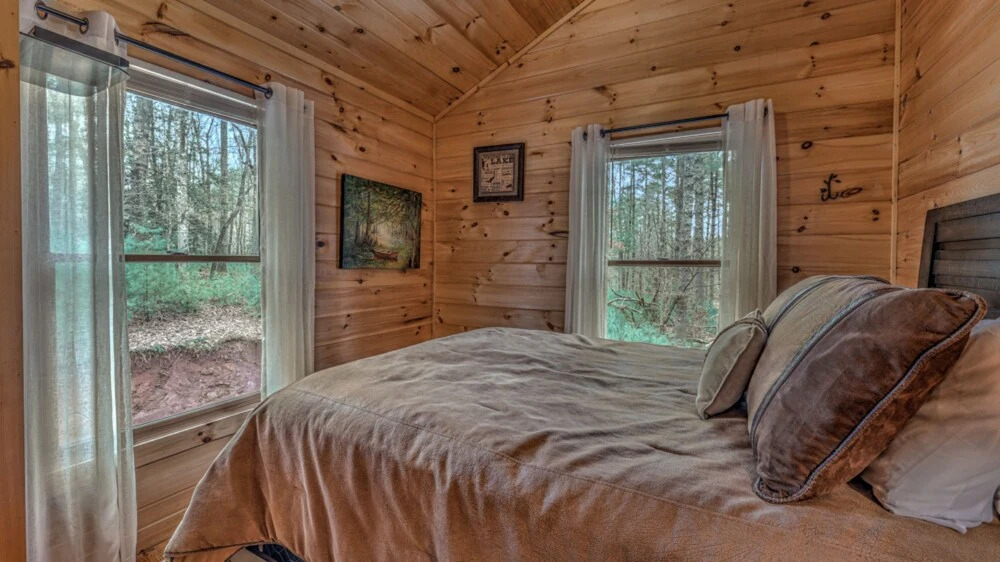 Cozy Cub Cabin by Escape to Blue Ridge